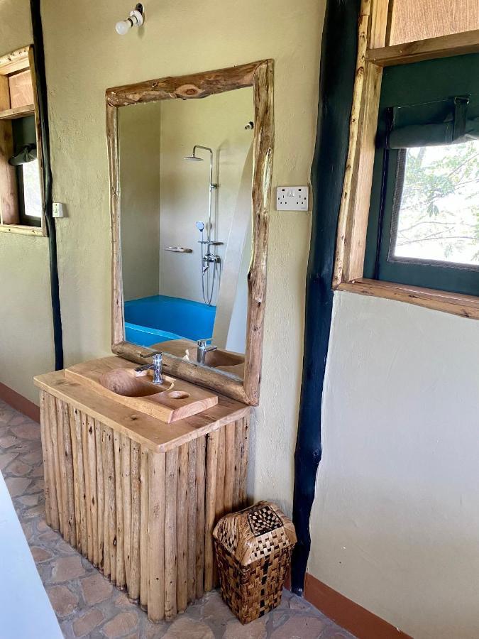 Enshama Game Lodge And Campsite Katunguru Exterior foto